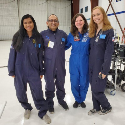 Krystel Villarreta (Izq.) fue una de las ganadoras en conjunto con su equipo científico, del reto Space Apps Challenge 2021, organizado por la NASA.