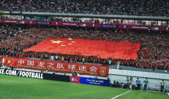 Afición de China durante un partido de su selección.