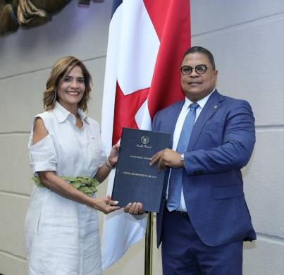 Denise Guillén, fue avalada como administradora general de la Autoridad de Turismo de Panamá.