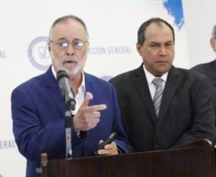 Magistrados del Tribunal Electoral, Eduardo Valdés Escoffery y Luis Guerra.
