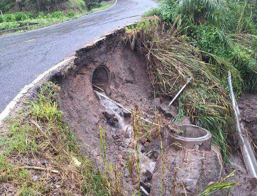 Deslizamientos de tierras por las fuertes lluvias.