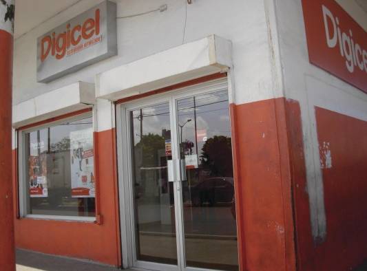 Digicel es uno de los cuatro operadores de telefonía móvil en Panamá.