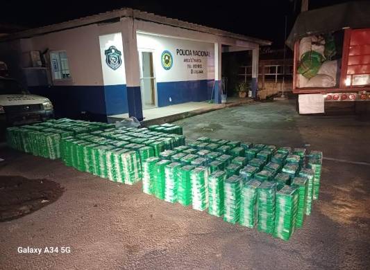 Policía decomisa cargamento de droga en Parita, Herrera.