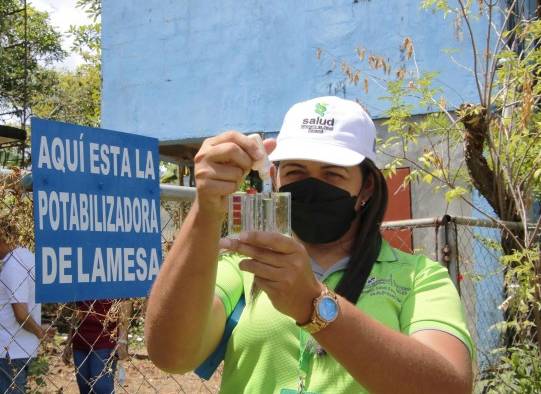 El Minsa es responsable de brindar un servicio de capacitación, monitoreo y asesoría técnica para el funcionamiento correcto y mejoramiento de los acueductos rurales.