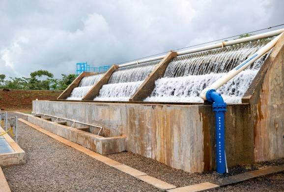En la actualidad, el consumo promedio de agua potable per cápita en Arraiján es de 100 galones o 370 litros.
