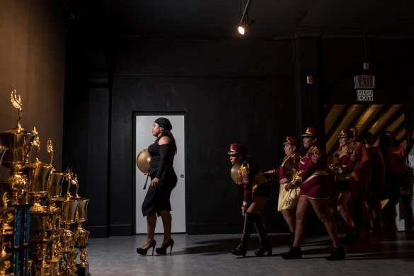 Las Rebeldes, performance de Humberto Vélez con las mujeres de La Banda El Hogar, MAC Panama, 2018.