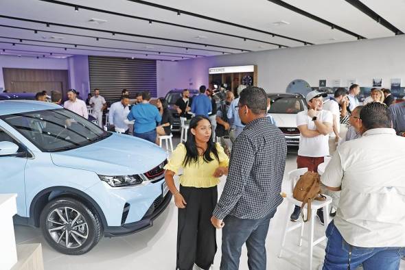 Los asistentes pudieron conocer de primera mano, los modelos de lo autos Geely