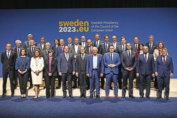 Foto de la reunión de los ministros de Exteriores de la UE, ayer, en Estocolmo.