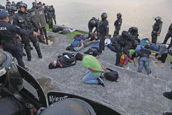 Universitarios y periodistas fueron agredidos durante la represión policial del pasado miércoles.