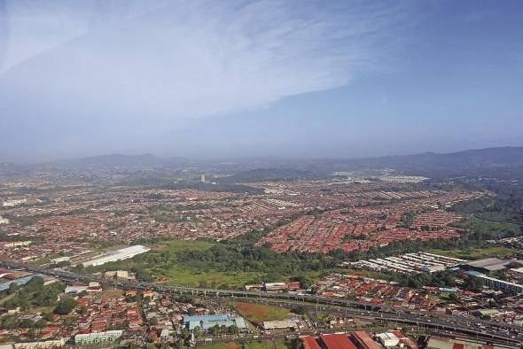 La construcción de la ciudad parte de un ciclo que inicia con la construcción de un barrio. Identificar en qué fase del ciclo se encuentran los distintos barrios de la ciudad es un ejercicio clave para determinar necesidades de mejora o renovación de la actividad y del 'stock' de vivienda en general.