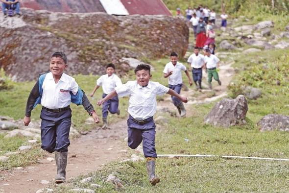 En la escuela Quebrada Hacha asisten más de 300 estudiantes.