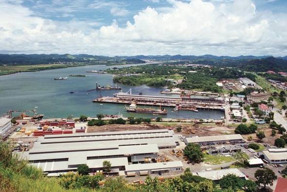 Una mirada histórica a la industria portuaria panameña