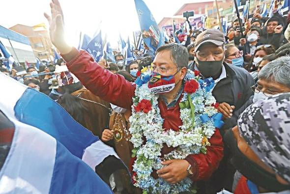 El candidato presidencial y exministro Luis Arce, del Movimiento al Socialismo, del expresidente Evo Morales, celebró este miércoles su primer gran acto de campaña en Bolivia.