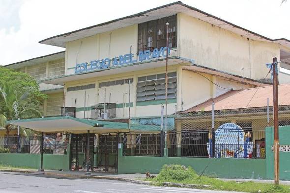 Las antiguas instalaciones del colegio Abel Bravo albergarán el Centro de Bellas Artes e Industrias Culturales.