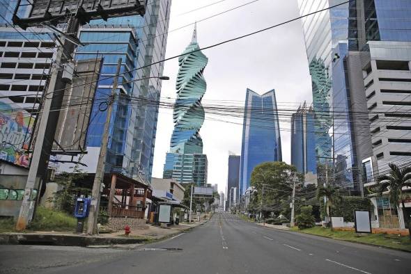 En Panamá, el secretario de Energía, Jorge Rivera Staff, instituyó el Comité Gubernamental de Coordinación de las Actividades de Hidrocarburos para impulsar la transición energética.