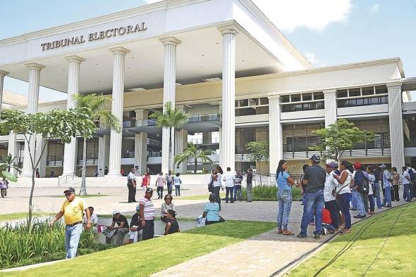 El TE supervisa las elecciones.