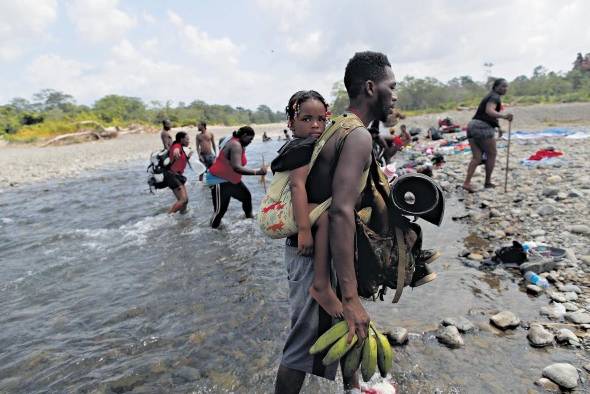 El pasado viernes Panamá acordó con Costa Rica y Colombia, avanzar conversaciones para establecer medidas coordinadas ante el flujo de migrantes.