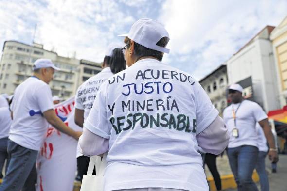 Parte de las manifestaciones de los trabajadores, contratistas, subcontratistas y proveedores del proyecto, registradas este jueves.