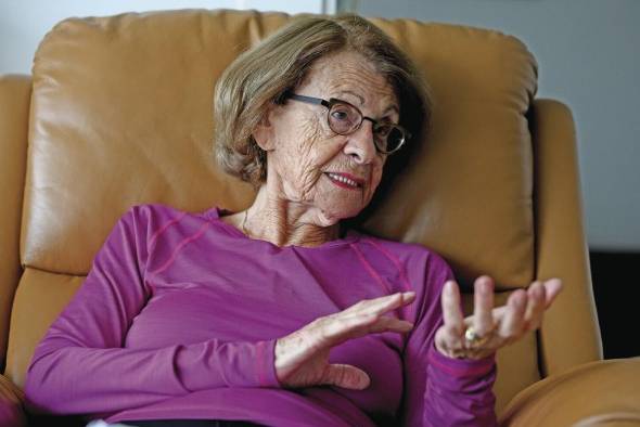 Eva Ehrenfeld, de 91 años, es oriunda de Kosice, cerca del límite con Hungría, en la antigua Checoslovaquia.