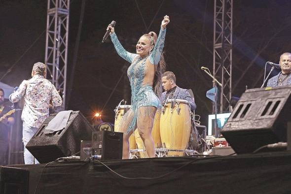 Los Patrones de la Cumbia, Samy y Sandra Sandoval, en el 'Canoso Fest'.