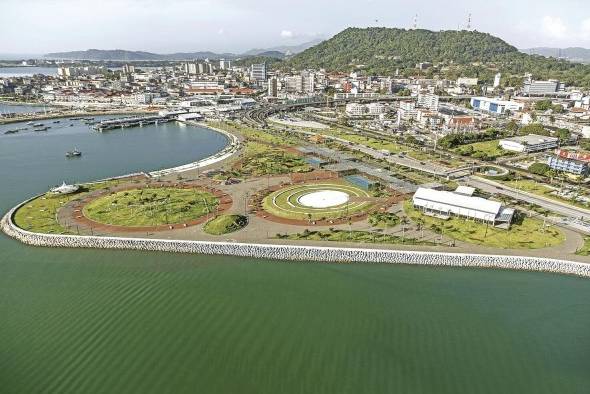 Parque Mirador del Pacífico en la cinta costera 2.