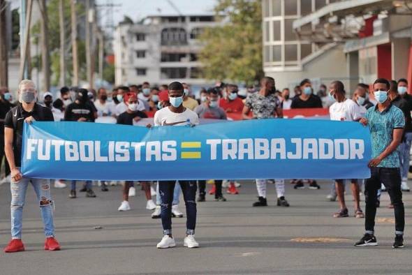 Los futbolistas luchan en Panamá por el derecho a ser reconocidos como trabajadores, al igual que se da con otras profesiones.