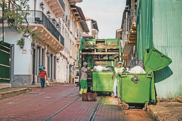 Se calcula que cada persona en América Latina y el Caribe genera un 1 kilo de basura por día.