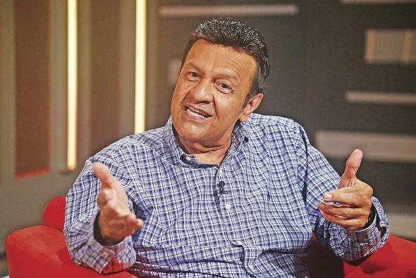 Osvaldo Ayala: ”No me imagino estar un día sin el acordeón en el pecho”