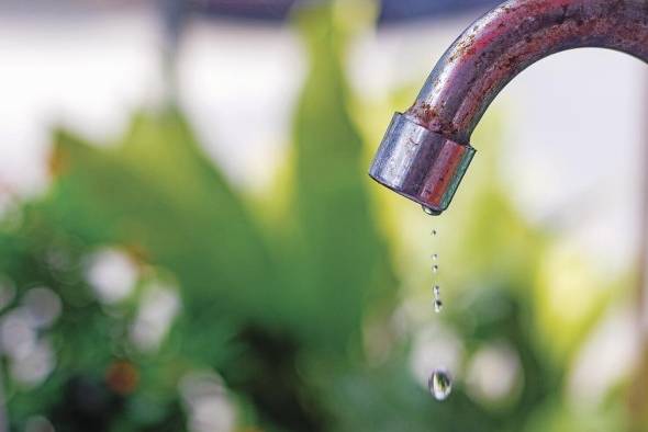 La escasez de lluvia puede ocasionar el racionamiento del agua.