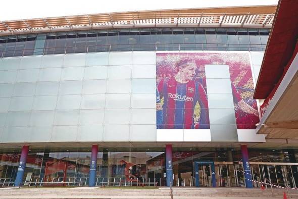 En concepto de ingresos comerciales el Barça dejaría de percibir unos 77 millones de euros.