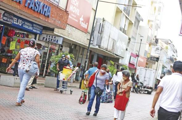 Más del 80% de los trabajadores que perdieron sus empleos en 2020 tienen 11 o menos años de escolaridad.