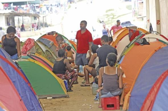 Un campamento en Panamá muestra a los migrantes que suelen ingresar por la selvática provincia de Darién arriesgando su vida.