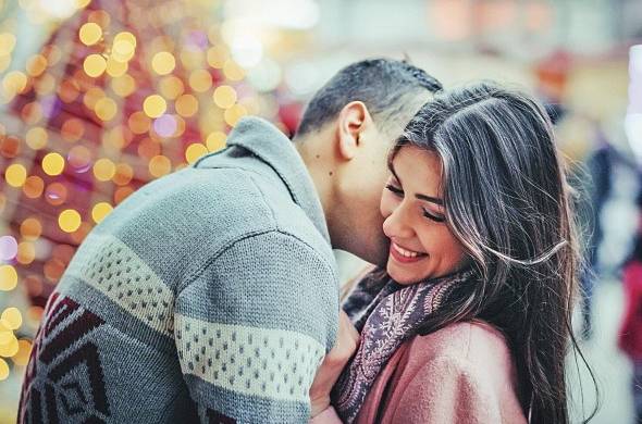 En la etapa de 'luna de miel', las personas suelen estar 'borrachas de amor' debido a las sustancias quimicas que se liberan en el cerebro.