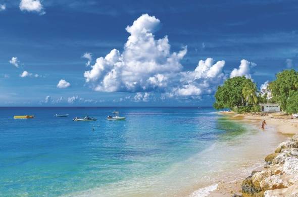 Barbados cuenta con 50 playas de arena blanca.