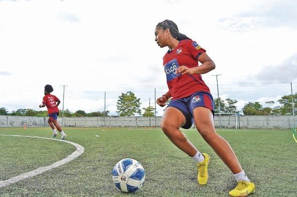 Las jugadoras se encuentran entrenando en el estadio Virgilio Tejeira, en Penonomé.