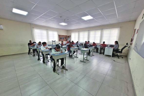 Los alumnos del centro cumplen con el currículo del Ministerio de Educación.