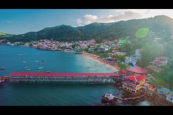 Isla Taboga, es una de las primeras opciones de playa cerca de la ciudad de Panamá.