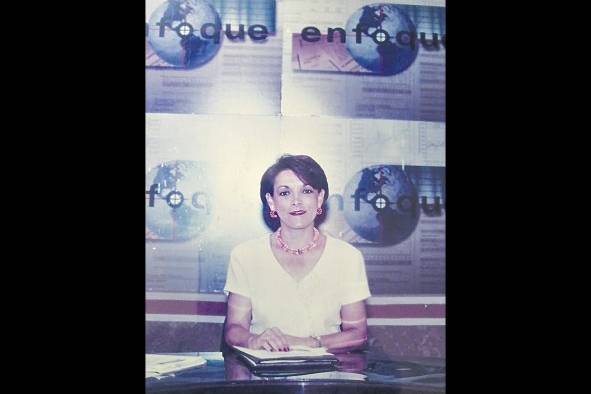 Dorita de Reyna, en su programa de televisión.