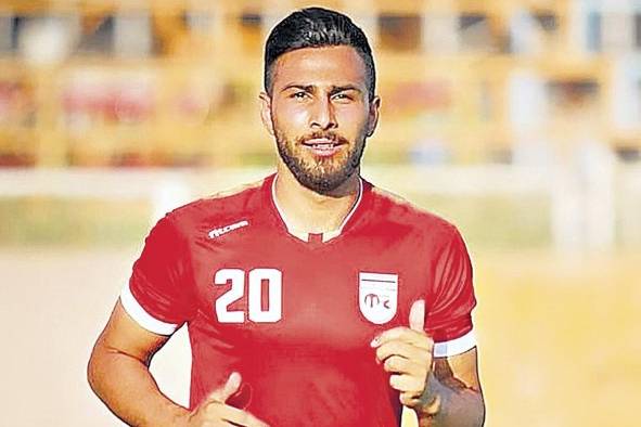 Amir Nasr Azadani, futbolista.