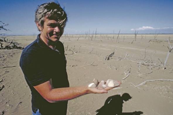 Richard Cooke es reconocido por sus investigaciones sobre los fósiles de la fauna panameña.