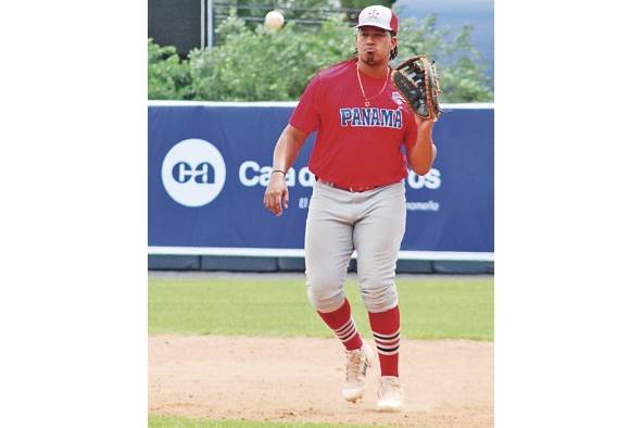 PODER. Jonathan Rivera, pieza clave en la ofensiva de los panameños.