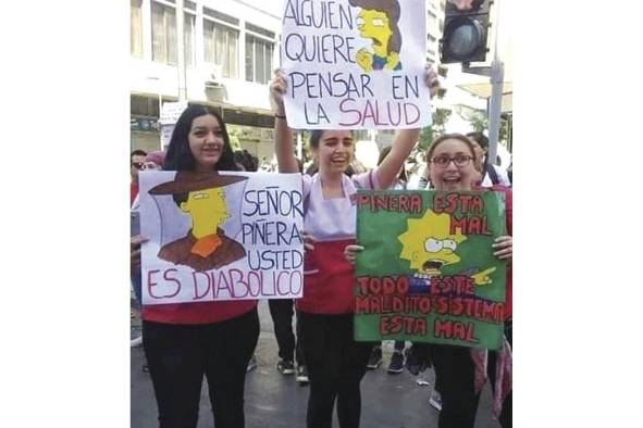 Pancartas en protestas chilenas de 2019.