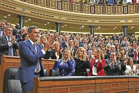 Pedro Sánchez es elegido presidente del Gobierno español.