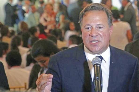 El ex presidente Juan Carlos Varela, ocupará la casilla número uno entre los candidatos a diputado del Parlacen por el Partido Panameñista.