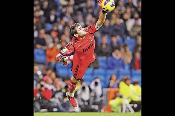 Iker Casillas fue campeón del mundo y brilló con su selección y el Real Madrid.