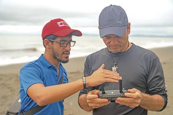 Se espera obtengan sus licencias de piloto en corto tiempo