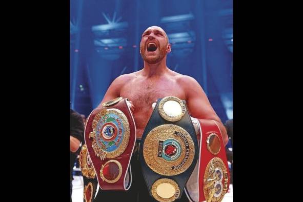 Fury es campeón de la WBO Inter-Continental y WBO Internacional de peso pesado.