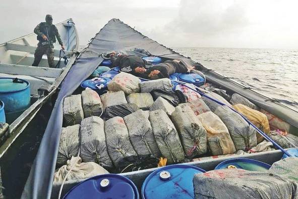 Uno de los cargamentos decomisados en abril de 2021 en las costas del Caribe panameño que se atribuyen al Clan del Golfo.