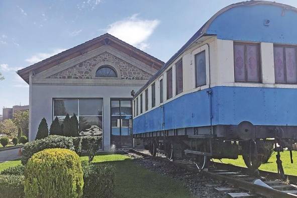 El centro tiene la fachada de una estación ferroviaria de hace un siglo.