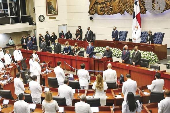 La Asamblea elige hoy la nueva junta directiva.